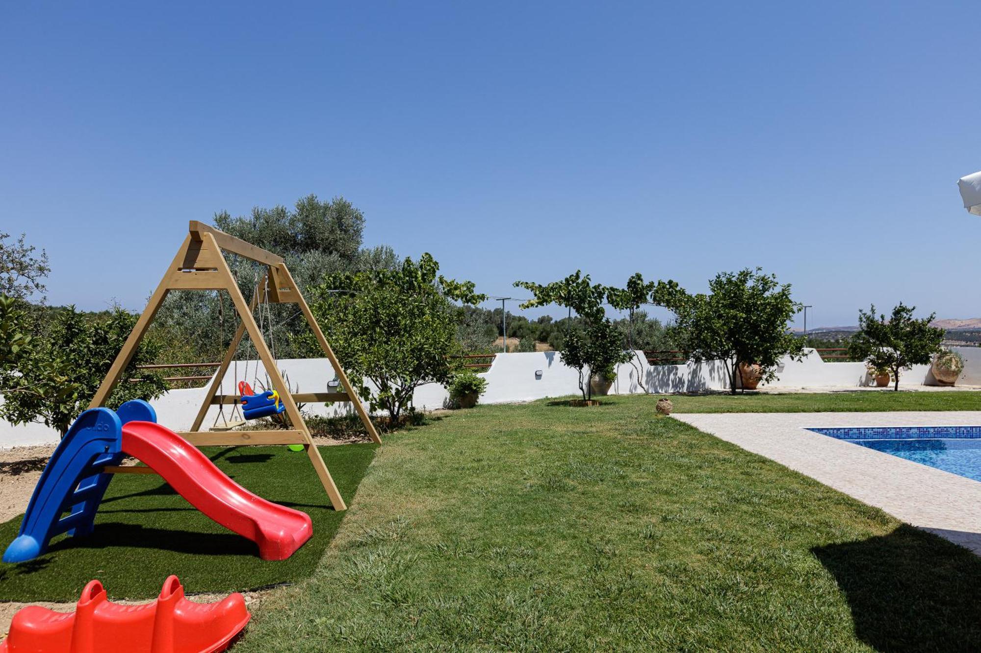 Marina Villa, A Nature Inspiring Retreat Perama  Екстериор снимка
